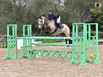 Aimee Paxton & Coppenagh Oliver Twist win the Scottish Branch South West Junior Championship
